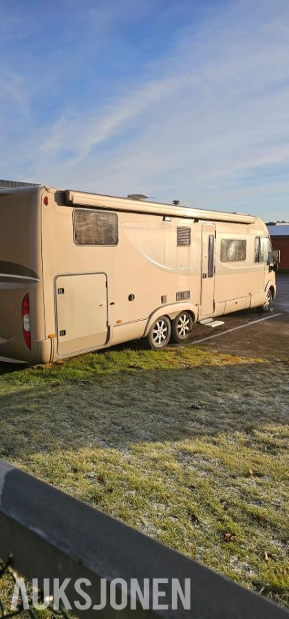 2011 Bürstner Elegance I 810 Campingbil