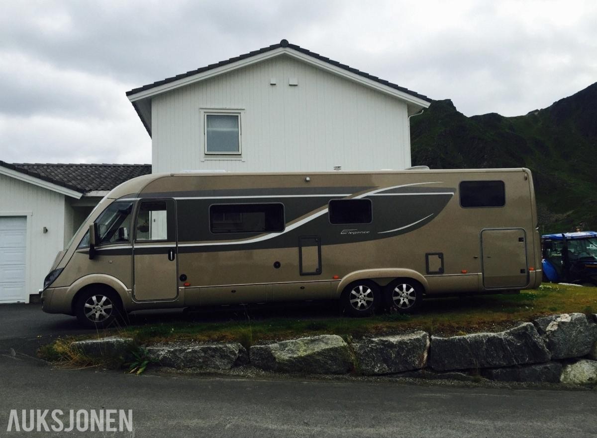 2011 Bürstner Elegance I 810 Campingbil