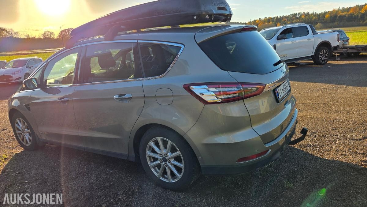 2016 Ford S-MAX 2.0-179 D AWD Rep objekt , 141000km