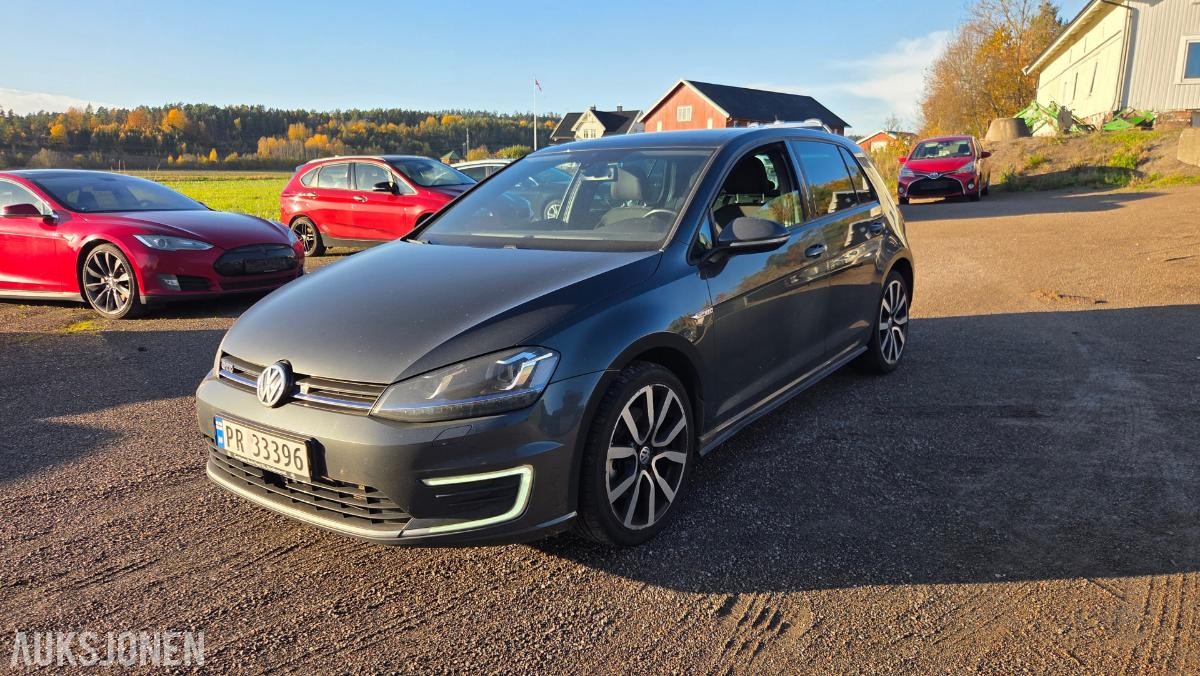 2016 Volkswagen GOLF GTE 1.4-150 Rep objekt , 185000km