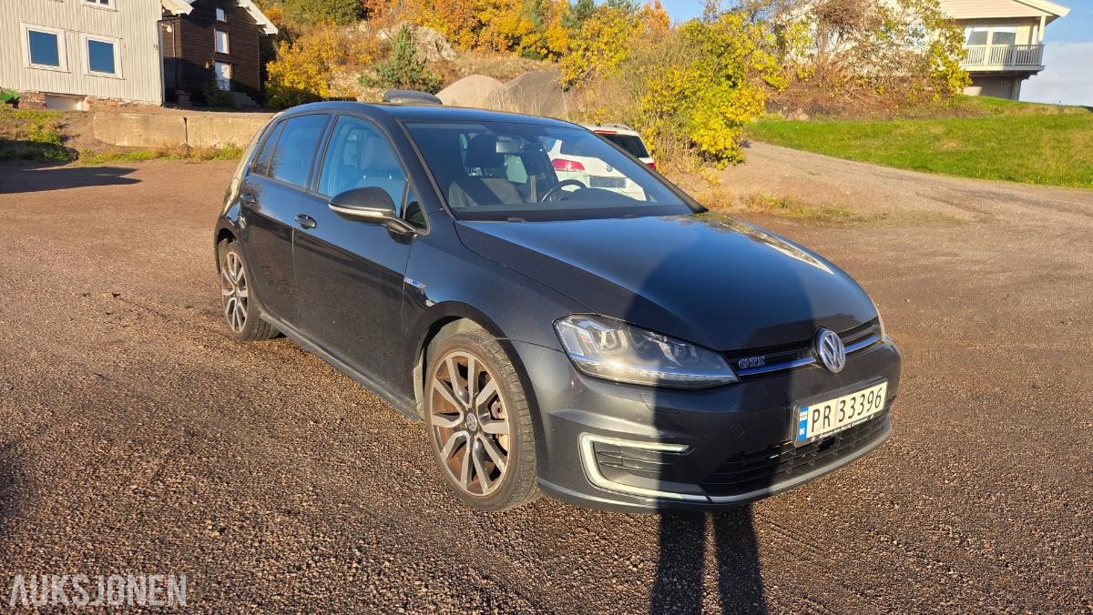 2016 Volkswagen GOLF GTE 1.4-150 Rep objekt , 185000km