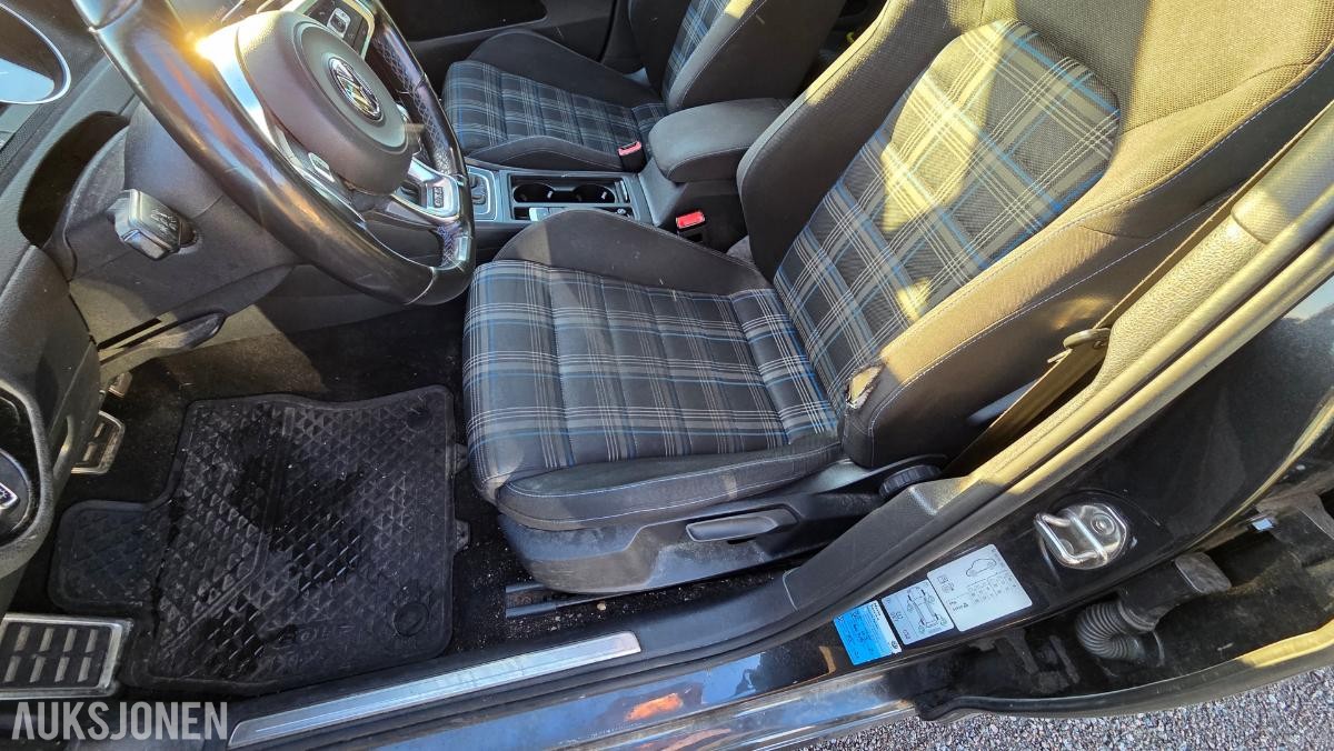 2016 Volkswagen GOLF GTE 1.4-150 Rep objekt , 185000km