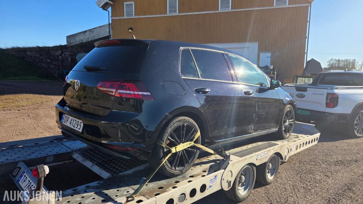 2014 Volkswagen GOLF 1.4-140 Rep objekt , 177000km