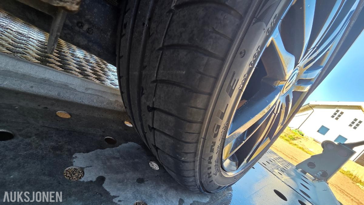 2014 Volkswagen GOLF 1.4-140 Rep objekt , 177000km