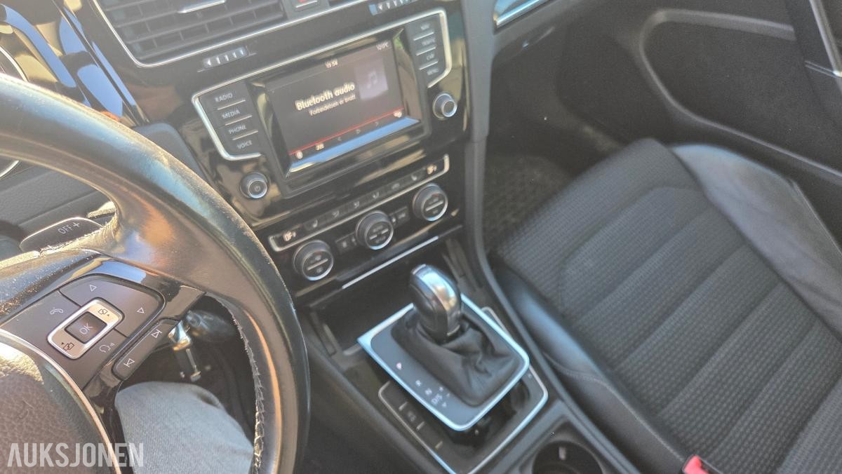 2014 Volkswagen GOLF 1.4-140 Rep objekt , 177000km