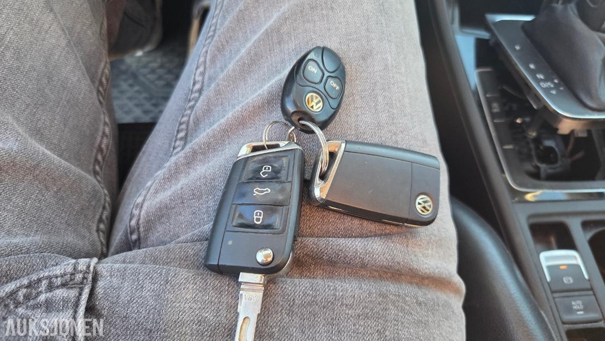 2014 Volkswagen GOLF 1.4-140 Rep objekt , 177000km