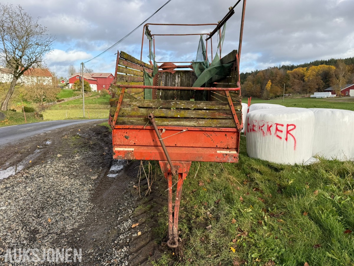 Kverneland / Underhaug Avlesservogn rep objekt
