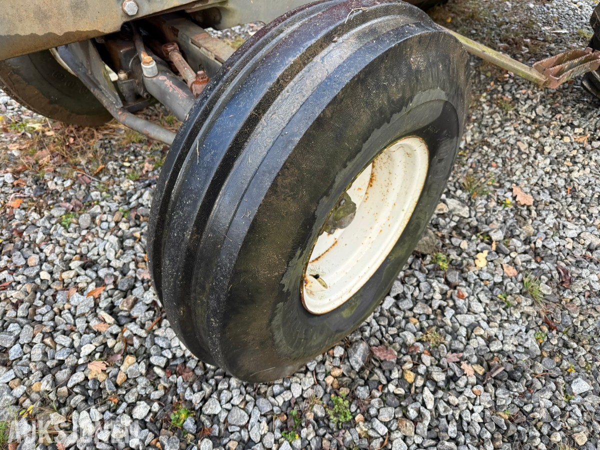 1992 Valmet 455 Turbo Traktor rep objekt