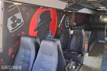 1990 Scania 3-serie russebuss – 12,4 meter – Lyd- og lysoppsett