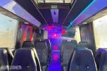1990 Scania 3-serie russebuss – 12,4 meter – Lyd- og lysoppsett