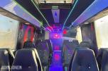 1990 Scania 3-serie russebuss – 12,4 meter – Lyd- og lysoppsett