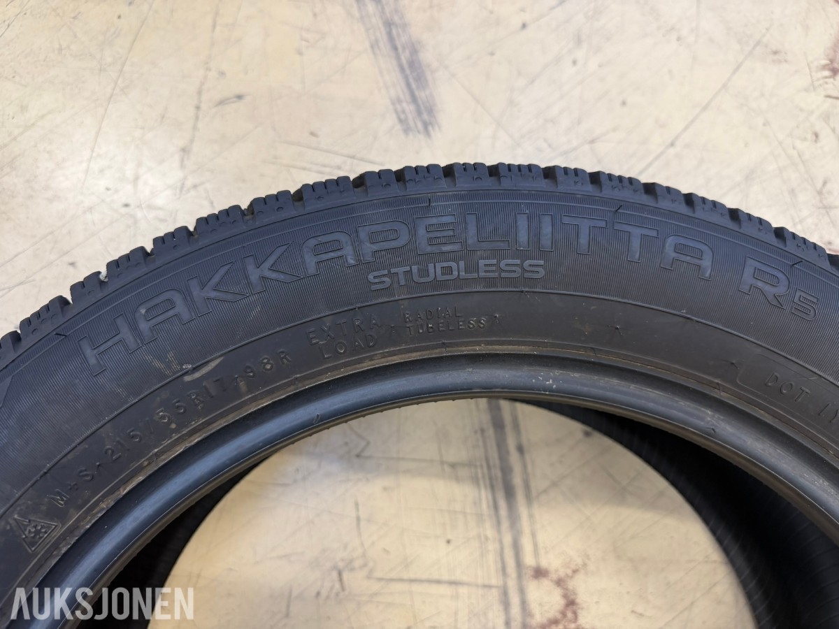 2022 Nokian Tyres Hakkapeliitta R5 piggfrie vinterdekk 215/55R17