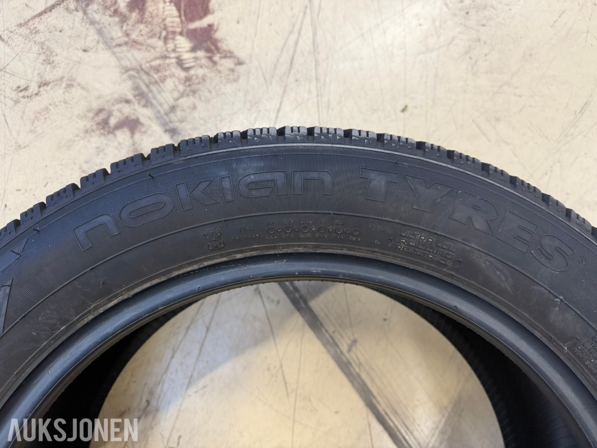 2022 Nokian Tyres Hakkapeliitta R5 piggfrie vinterdekk 215/55R17