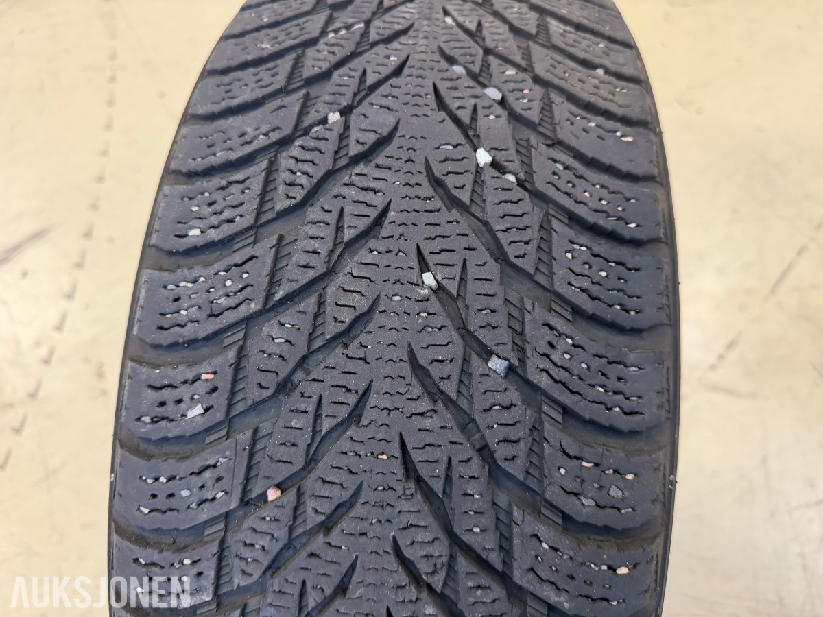 2020 Nokian Tyres Hakkapeliitta R3 piggfrie vinterdekk 215/55R17