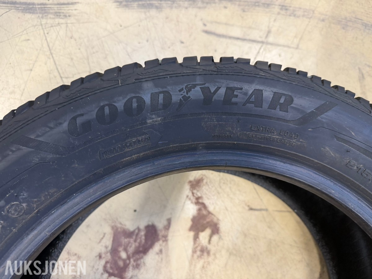 2023 Goodyear vinterdekk 215/55R17 98T - 4STK