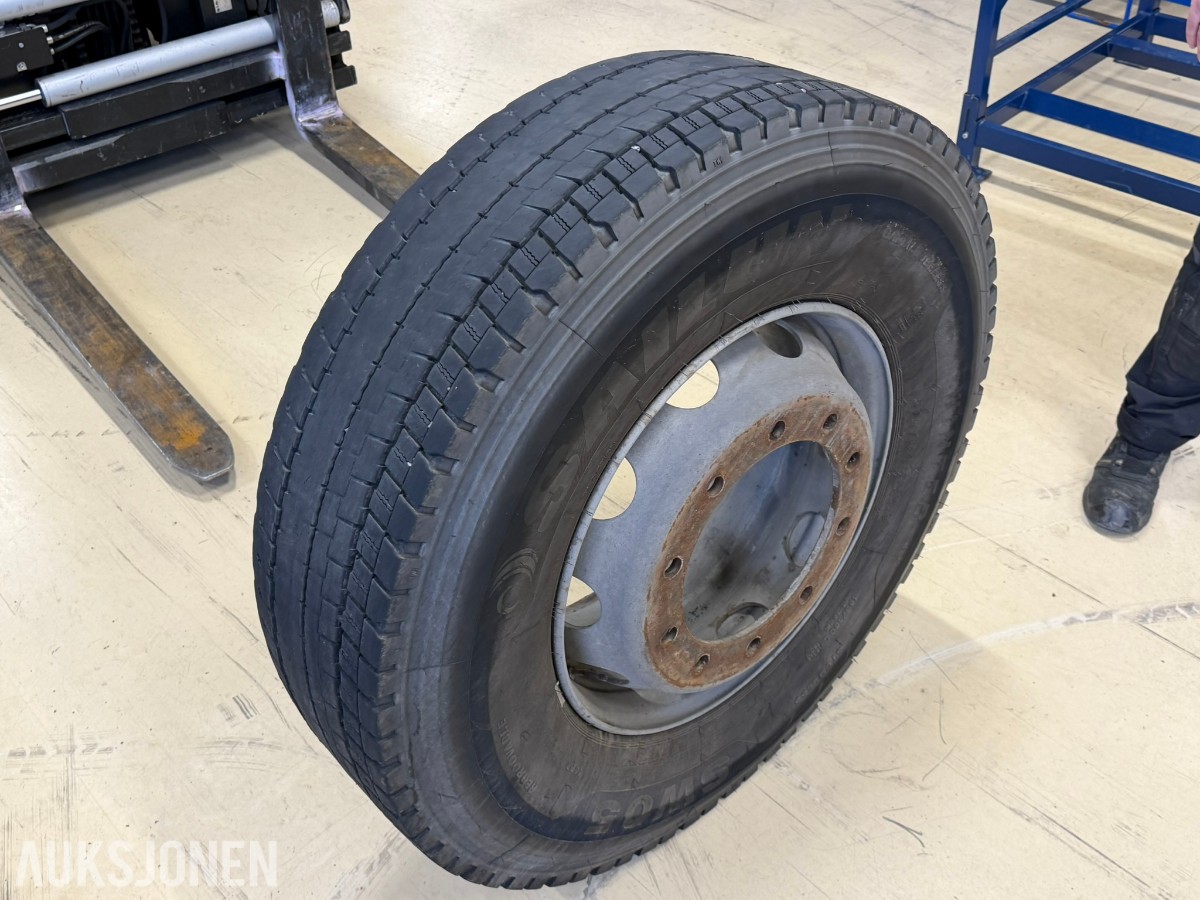 10 stk. Sailun lastebilhjul på felg – stått på Volvo