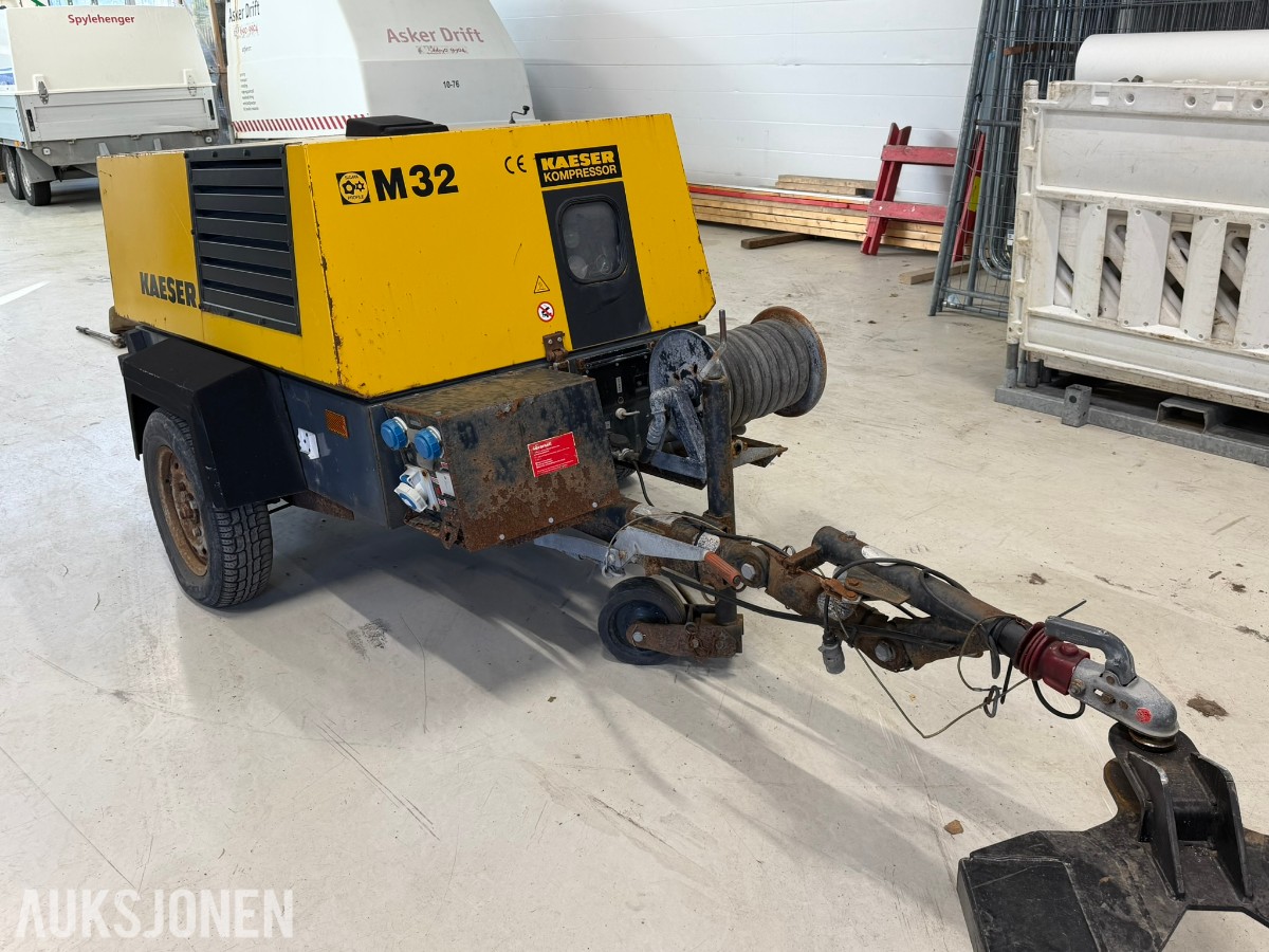 1997 Kaeser M32 kompressor med utstyr