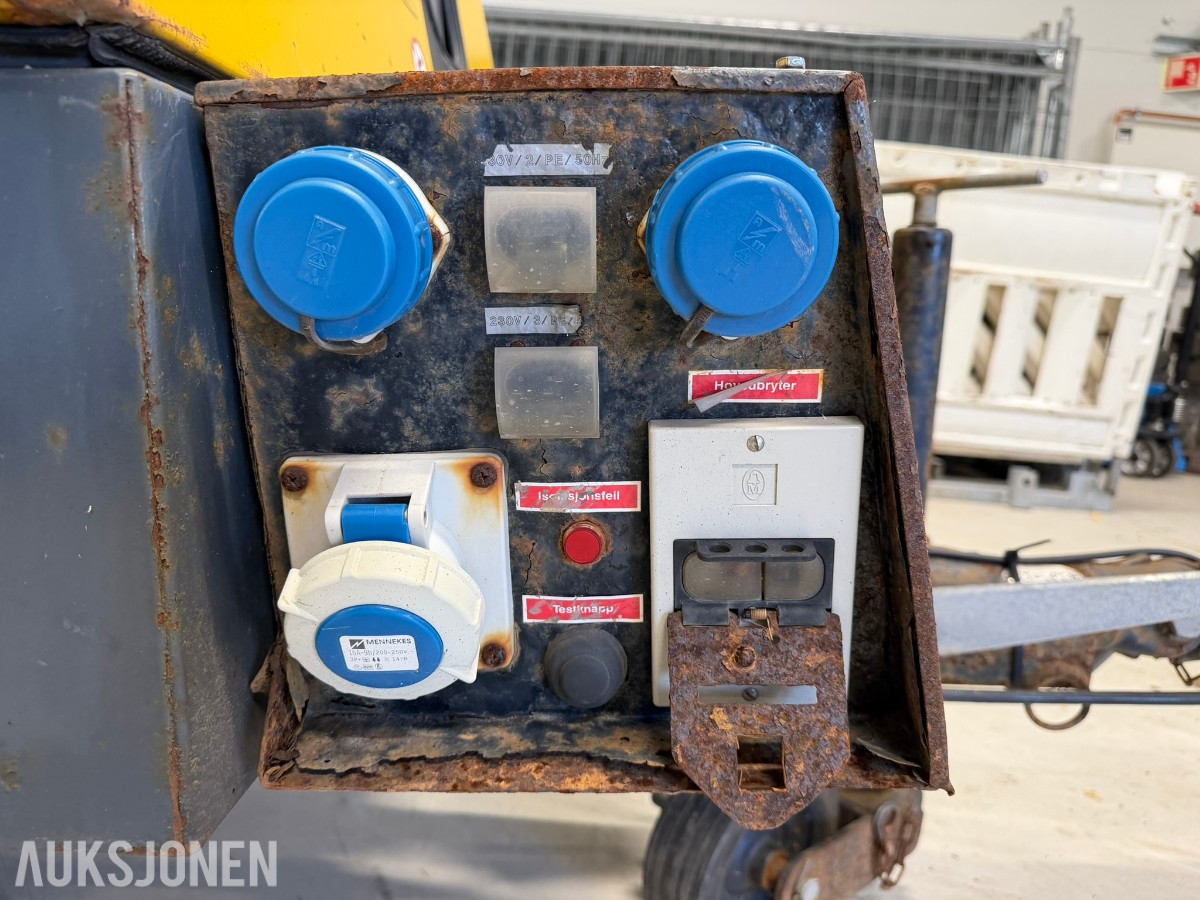 1997 Kaeser M32 kompressor med utstyr