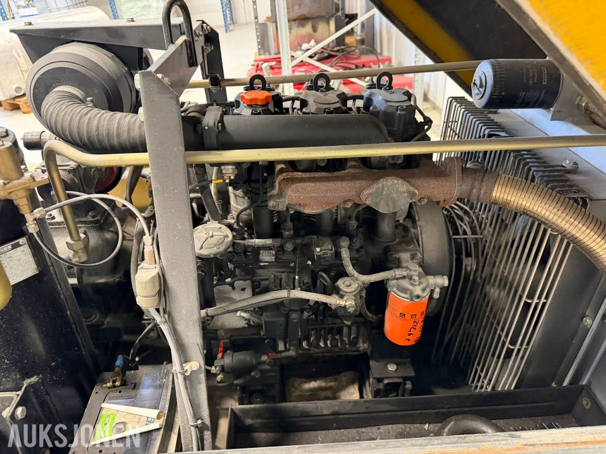 1997 Kaeser M32 kompressor med utstyr