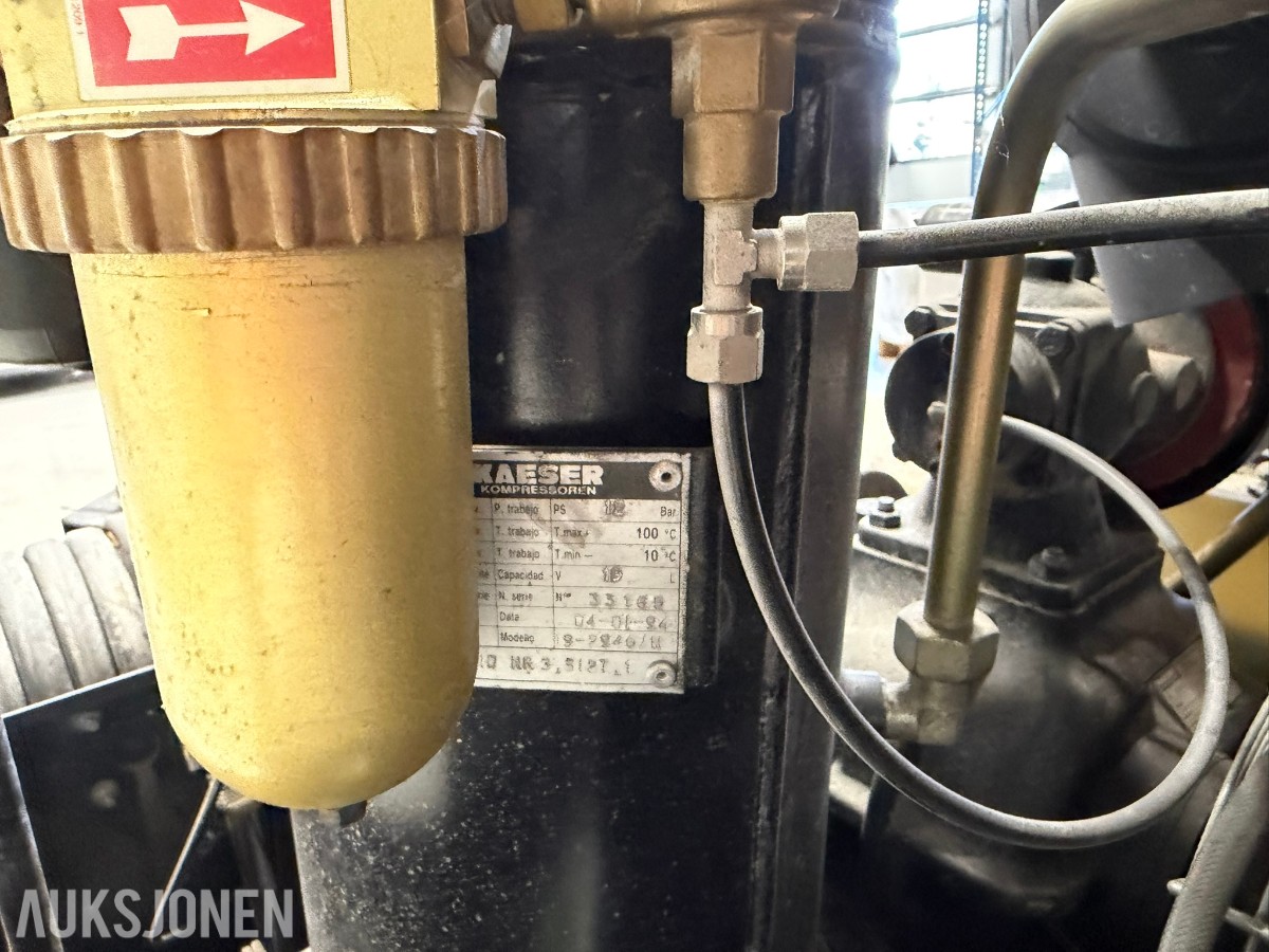 1997 Kaeser M32 kompressor med utstyr