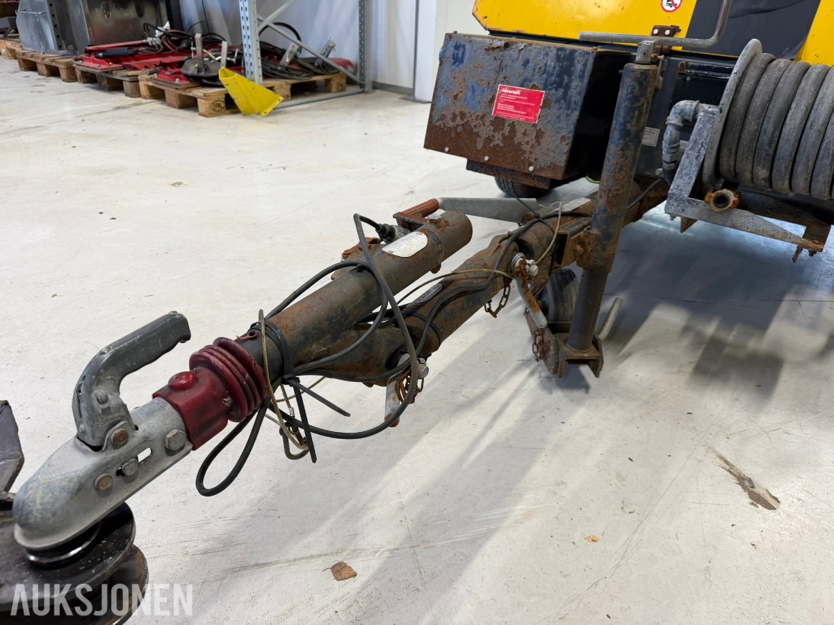 1997 Kaeser M32 kompressor med utstyr