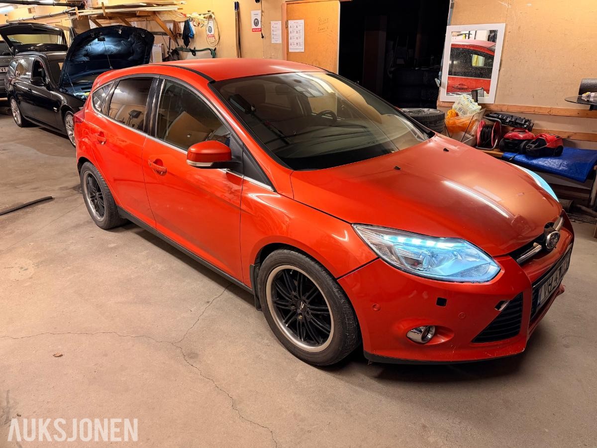 2012 Ford Focus Titanium 1.6 116hk hengerfeste keyless