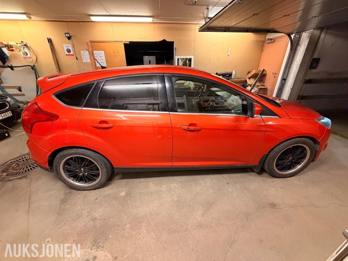 2012 Ford Focus Titanium 1.6 116hk hengerfeste keyless