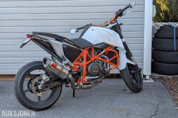 2012 KTM 690 Duke
