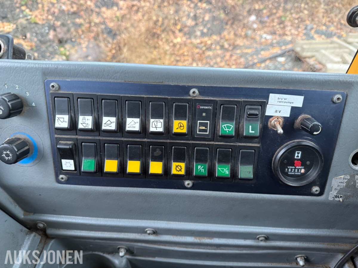 1995 Volvo L70 Hjullaster 16252 Timer