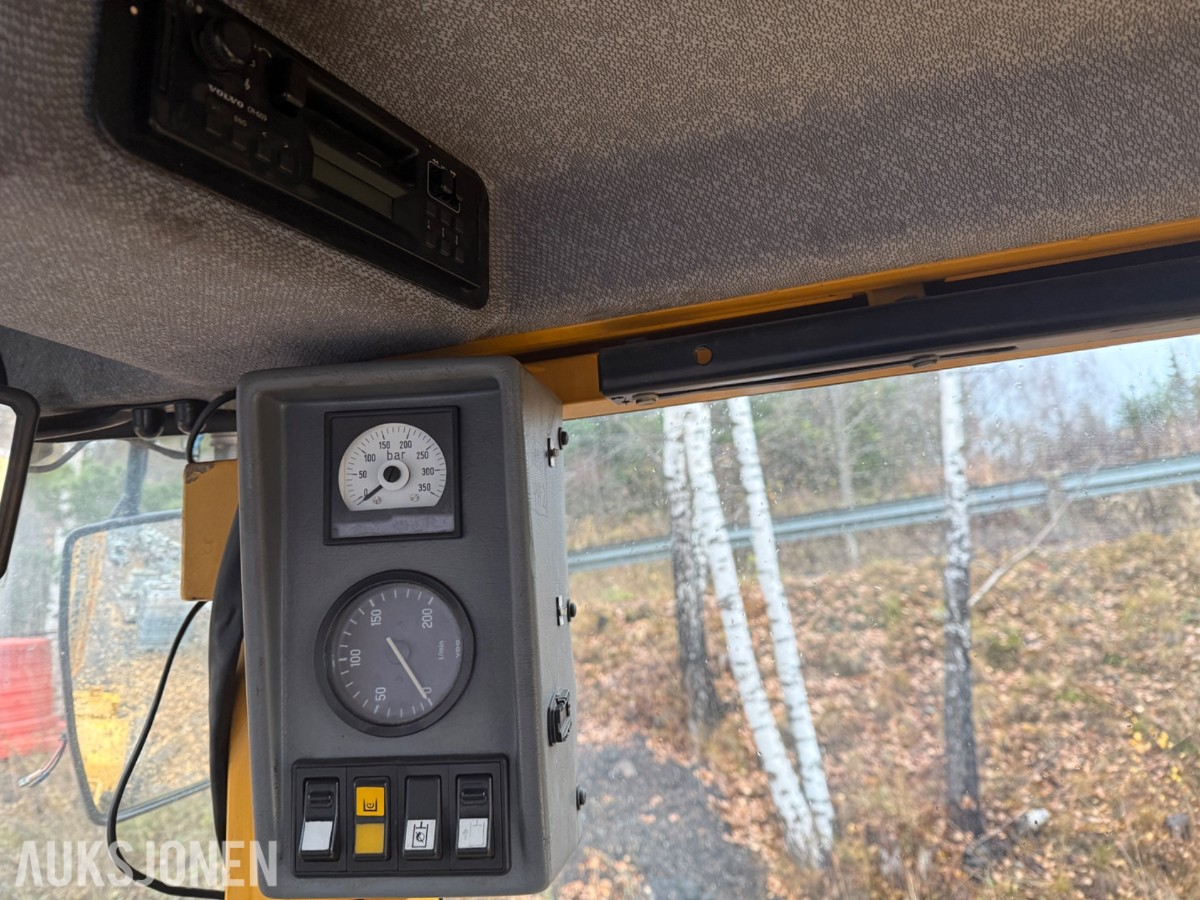 1995 Volvo L70 Hjullaster 16252 Timer