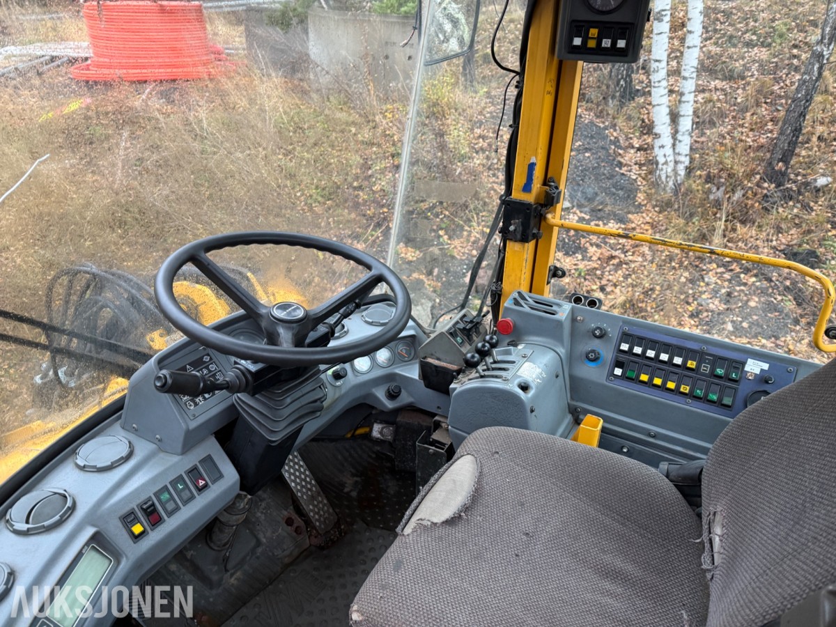 1995 Volvo L70 Hjullaster 16252 Timer