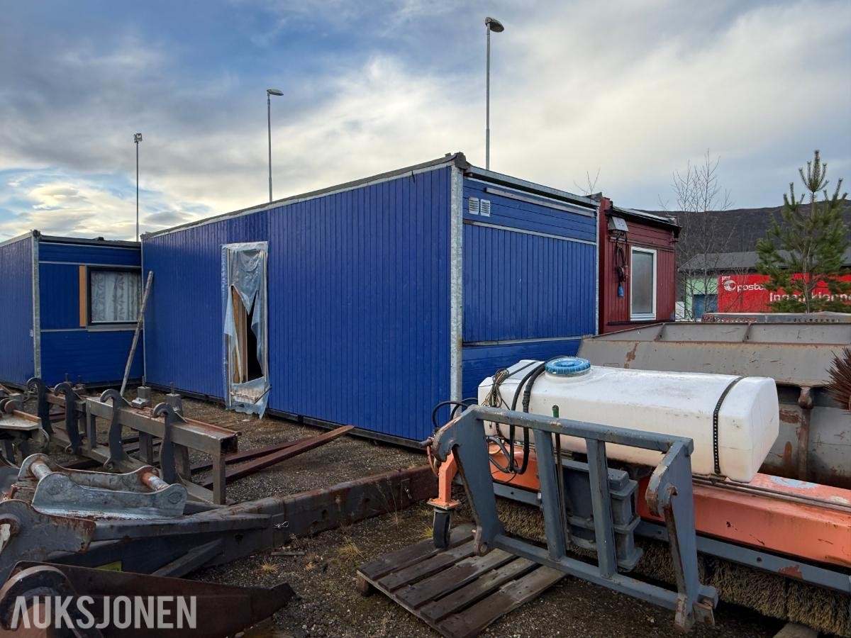 1 stk Volymbyggen brakke - kontor/vaskerom