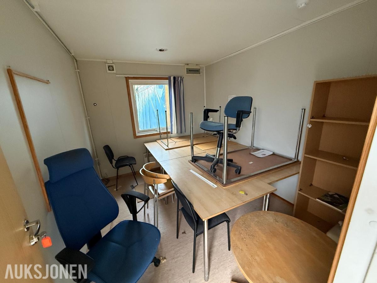 1 stk Volymbyggen brakke - kontor/vaskerom