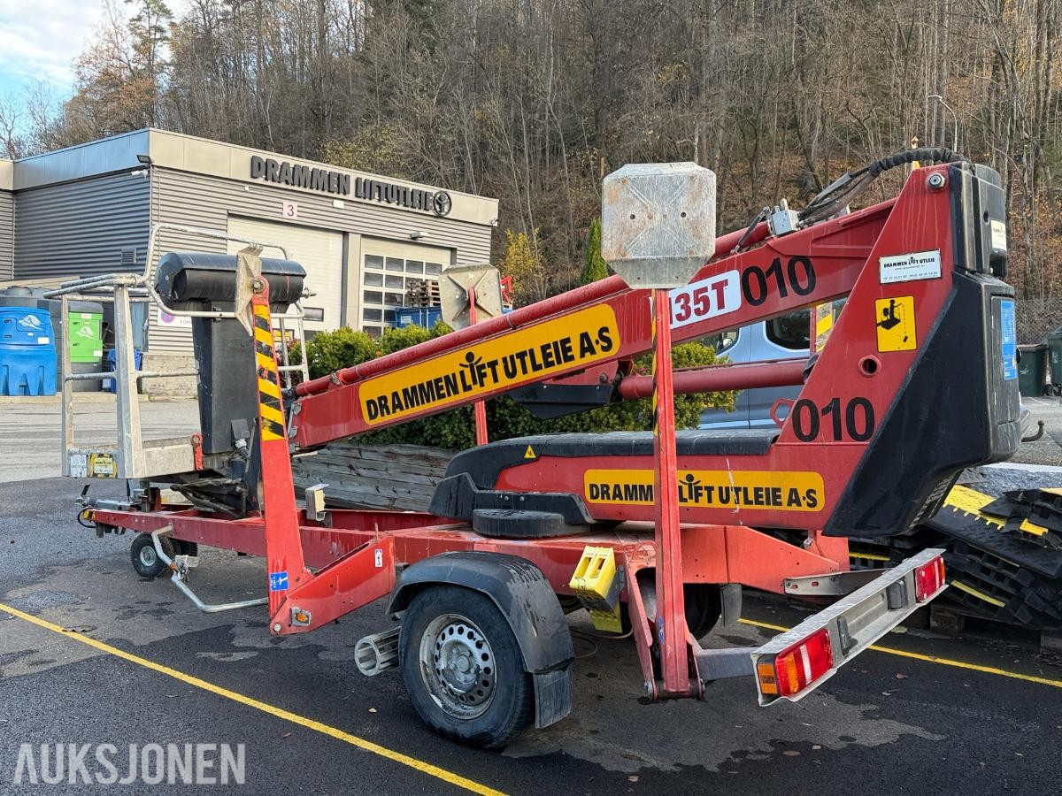 2015 Dino 135T tilhengerlift med 13,5 meter arbeidshøyde