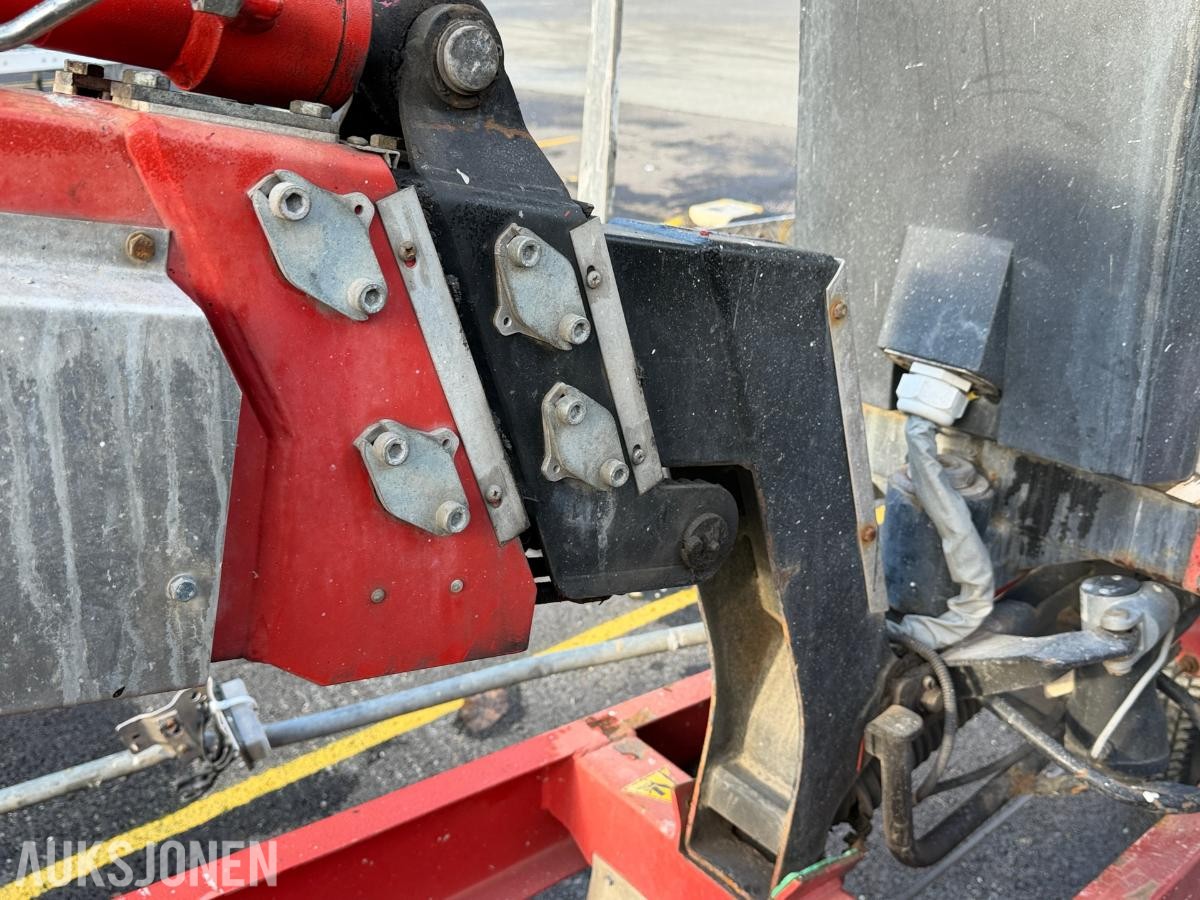 2015 Dino 135T tilhengerlift med 13,5 meter arbeidshøyde