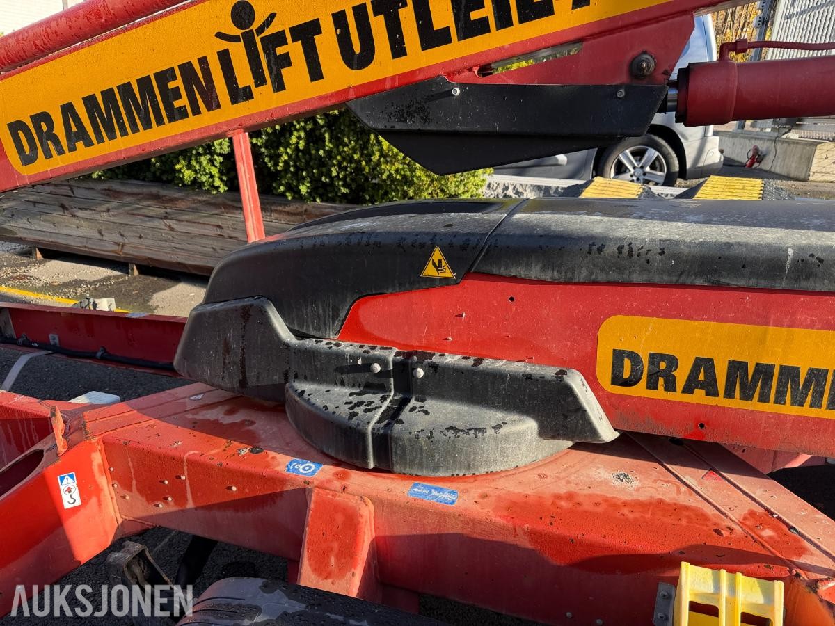 2015 Dino 135T tilhengerlift med 13,5 meter arbeidshøyde
