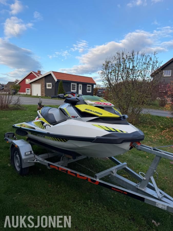 2016 SeaDoo Rxp 300 vannscooter med henger