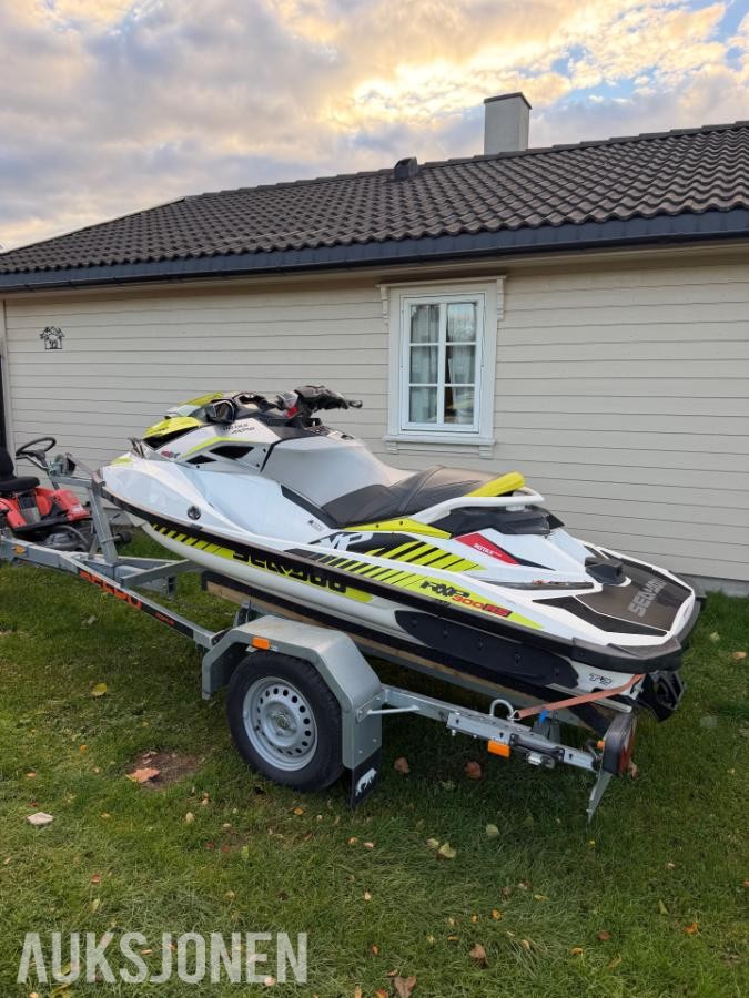 2016 SeaDoo Rxp 300 vannscooter med henger