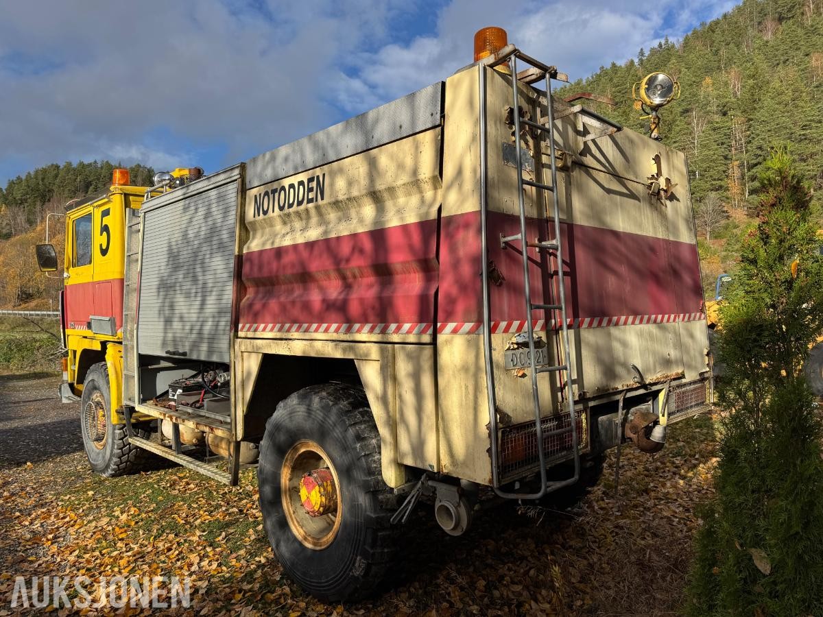 1981 Volvo F12 4X4 beredskapsbil / 33 140 km
