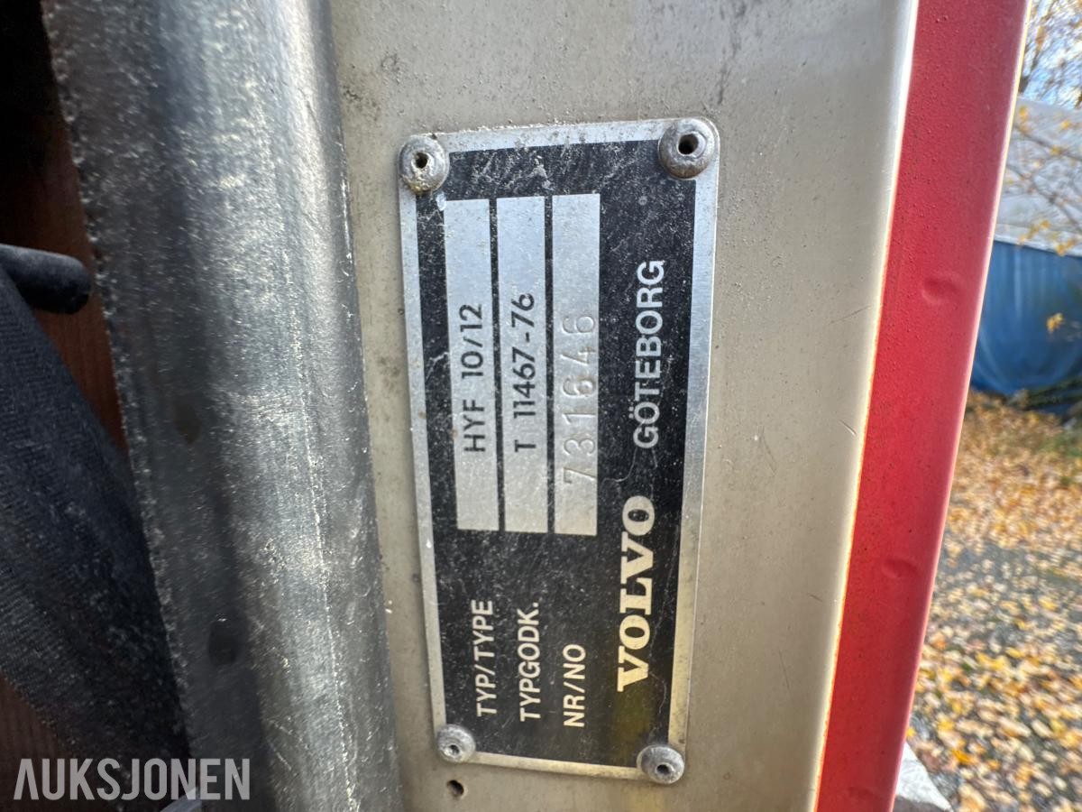 1981 Volvo F12 4X4 beredskapsbil / 33 140 km
