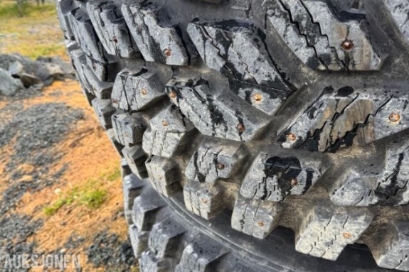 2022 Nokian Hakkapelitta tri