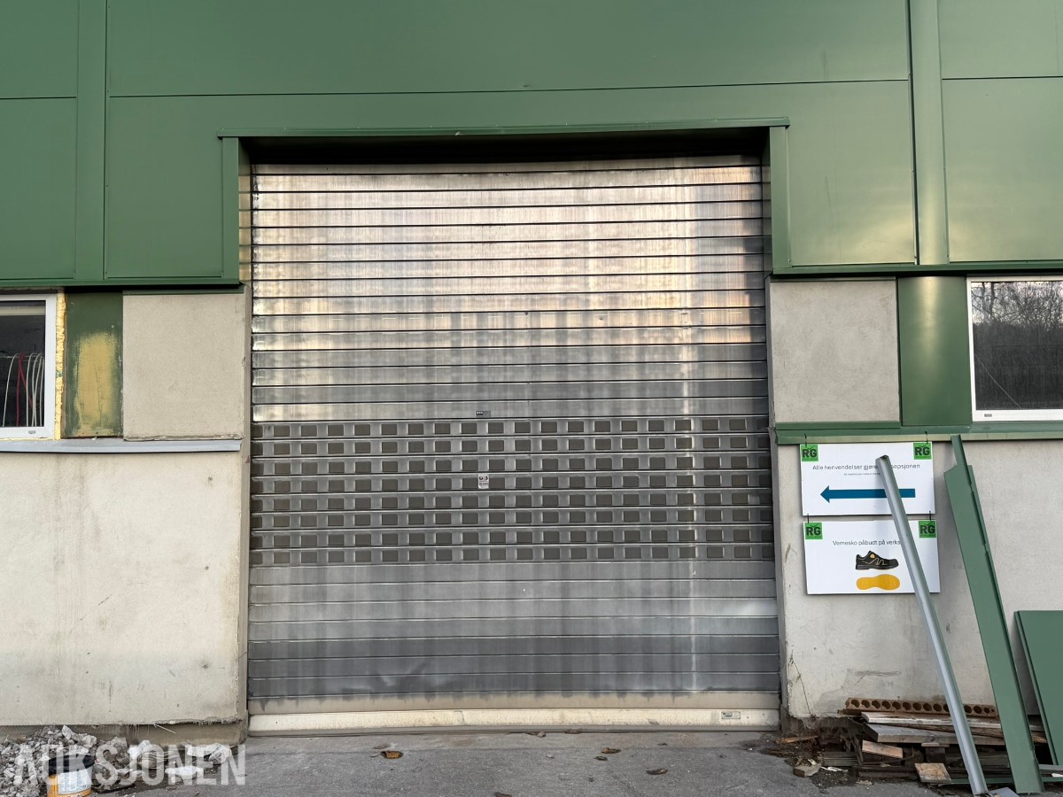 2 stk elektriske rulleporter