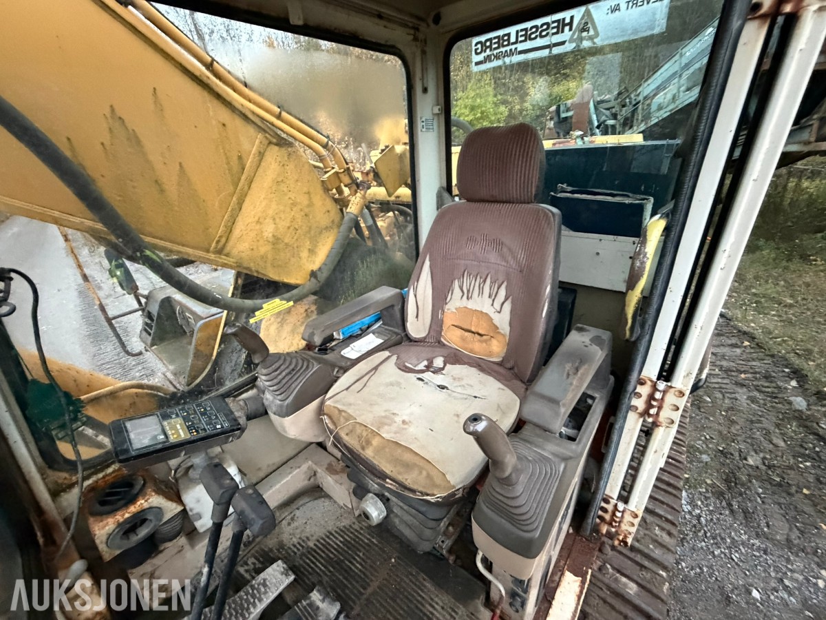 1994 Komatsu PC400LC-5 Beltegraver