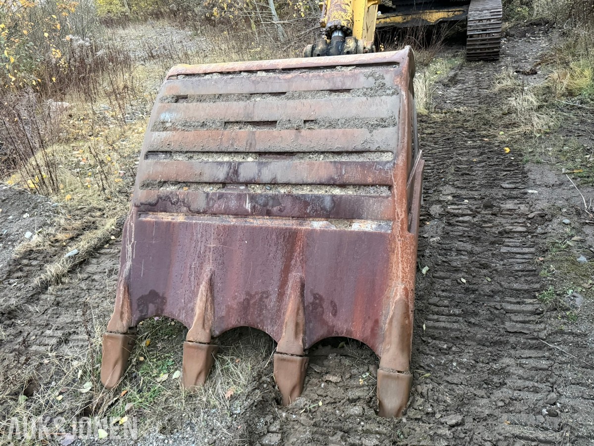 1994 Komatsu PC400LC-5 Beltegraver