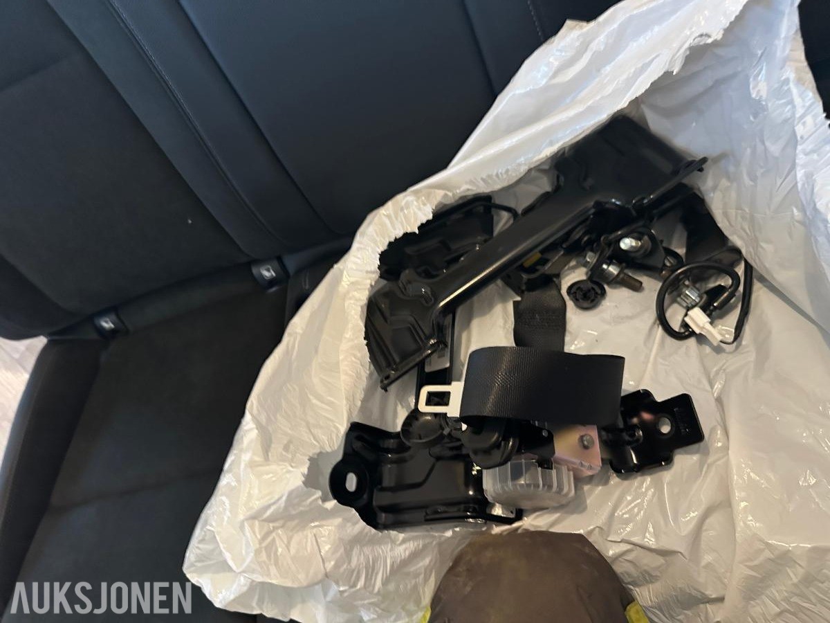 2020 Bakseter til Mercedes / Nissan Bakseter