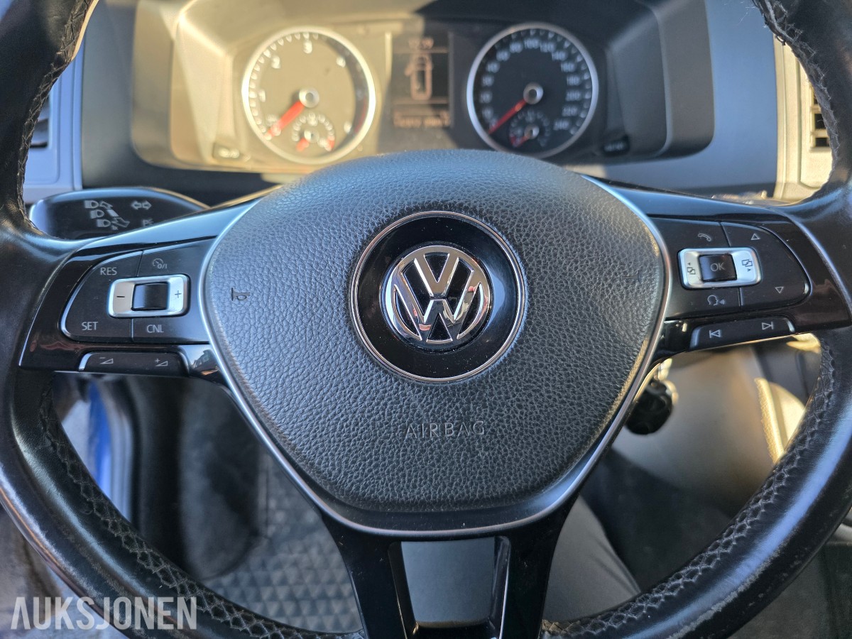 2015 Volkswagen Transporter 2.0-102 D reparasjons objekt/delebil 0 i minstepris