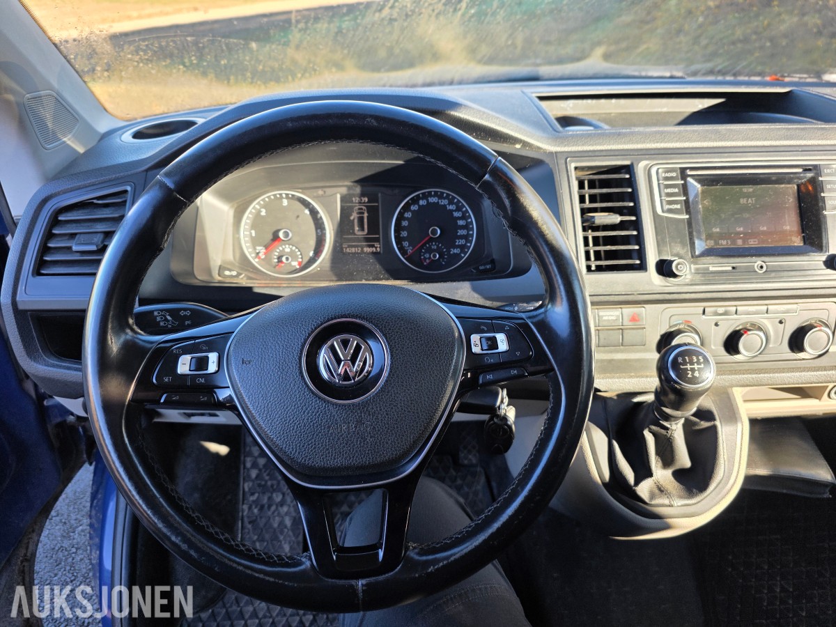 2015 Volkswagen Transporter 2.0-102 D reparasjons objekt/delebil 0 i minstepris