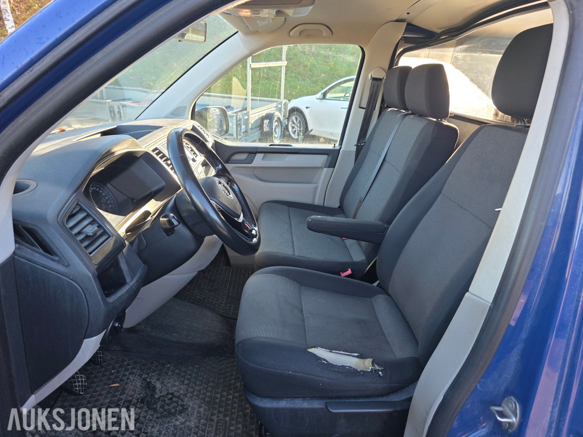 2015 Volkswagen Transporter 2.0-102 D reparasjons objekt/delebil 0 i minstepris