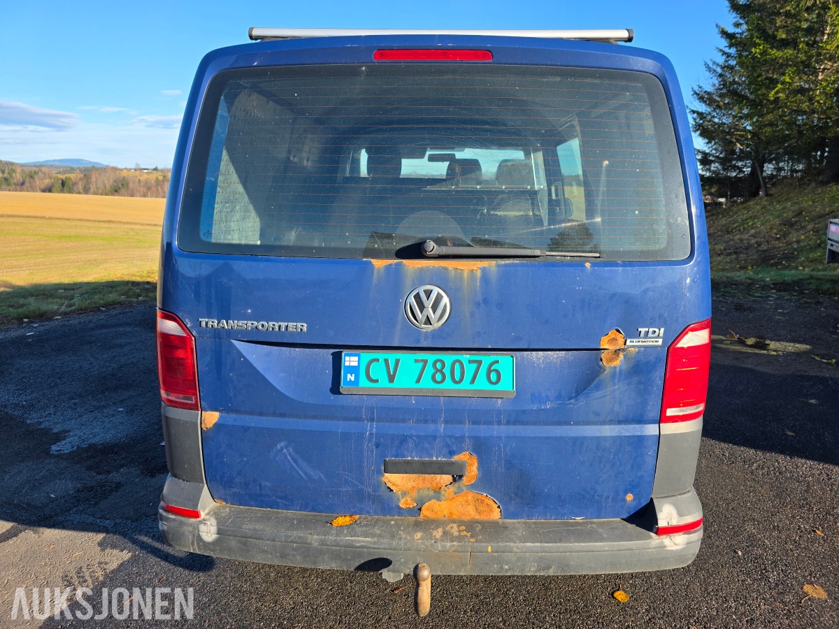 2015 Volkswagen Transporter 2.0-102 D reparasjons objekt/delebil 0 i minstepris