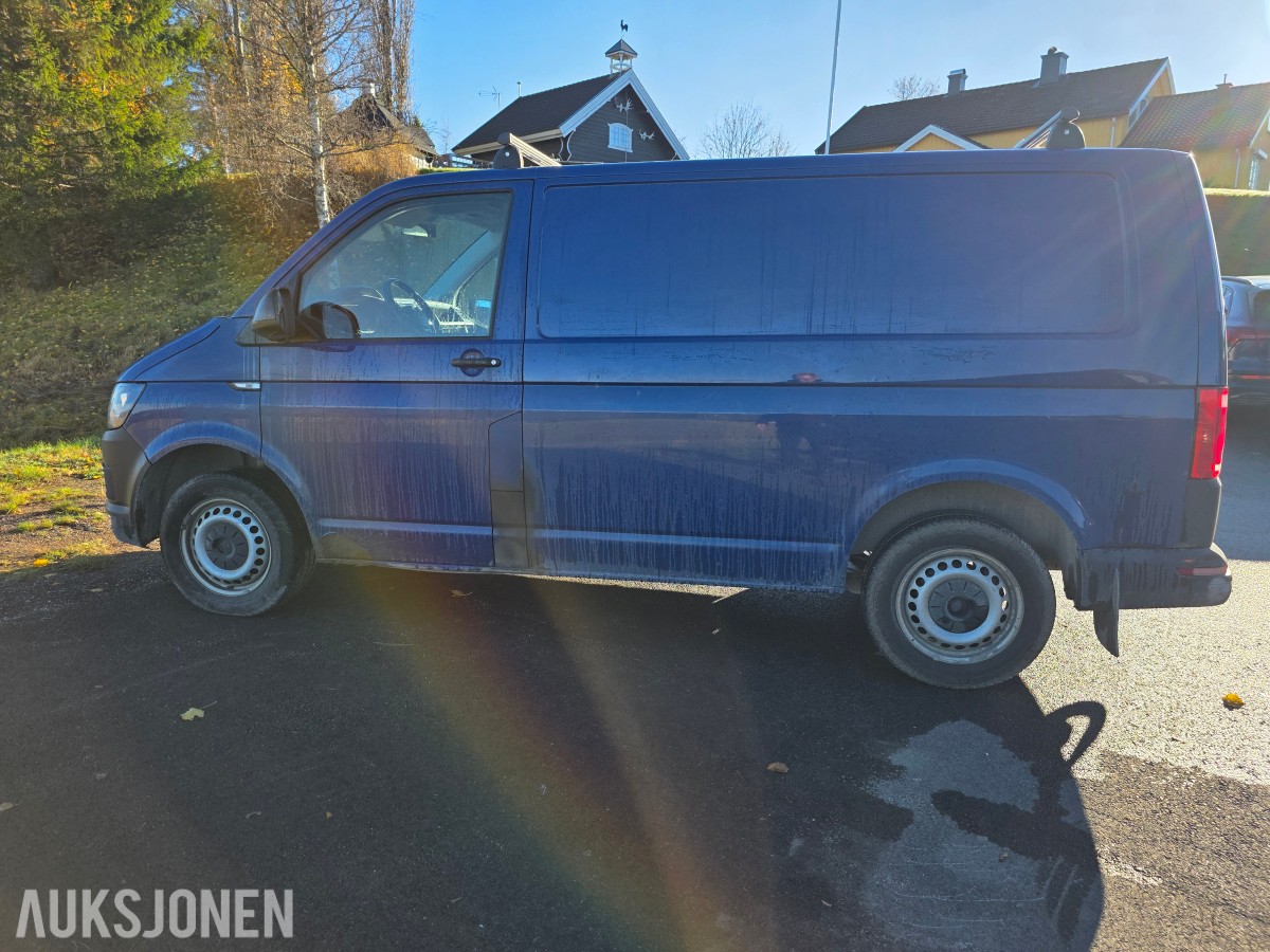 2015 Volkswagen Transporter 2.0-102 D reparasjons objekt/delebil 0 i minstepris